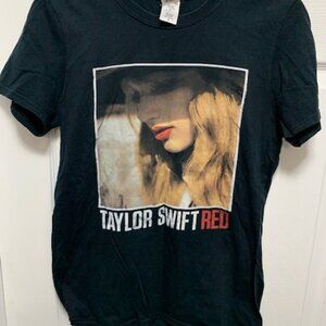 TAYLOR SWIFT WOMENS BAND TOUR TEE